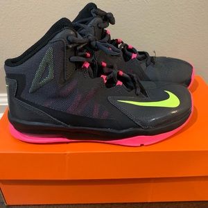 Nike Air Max Stutter Step 2 (GS) 4.5 Y